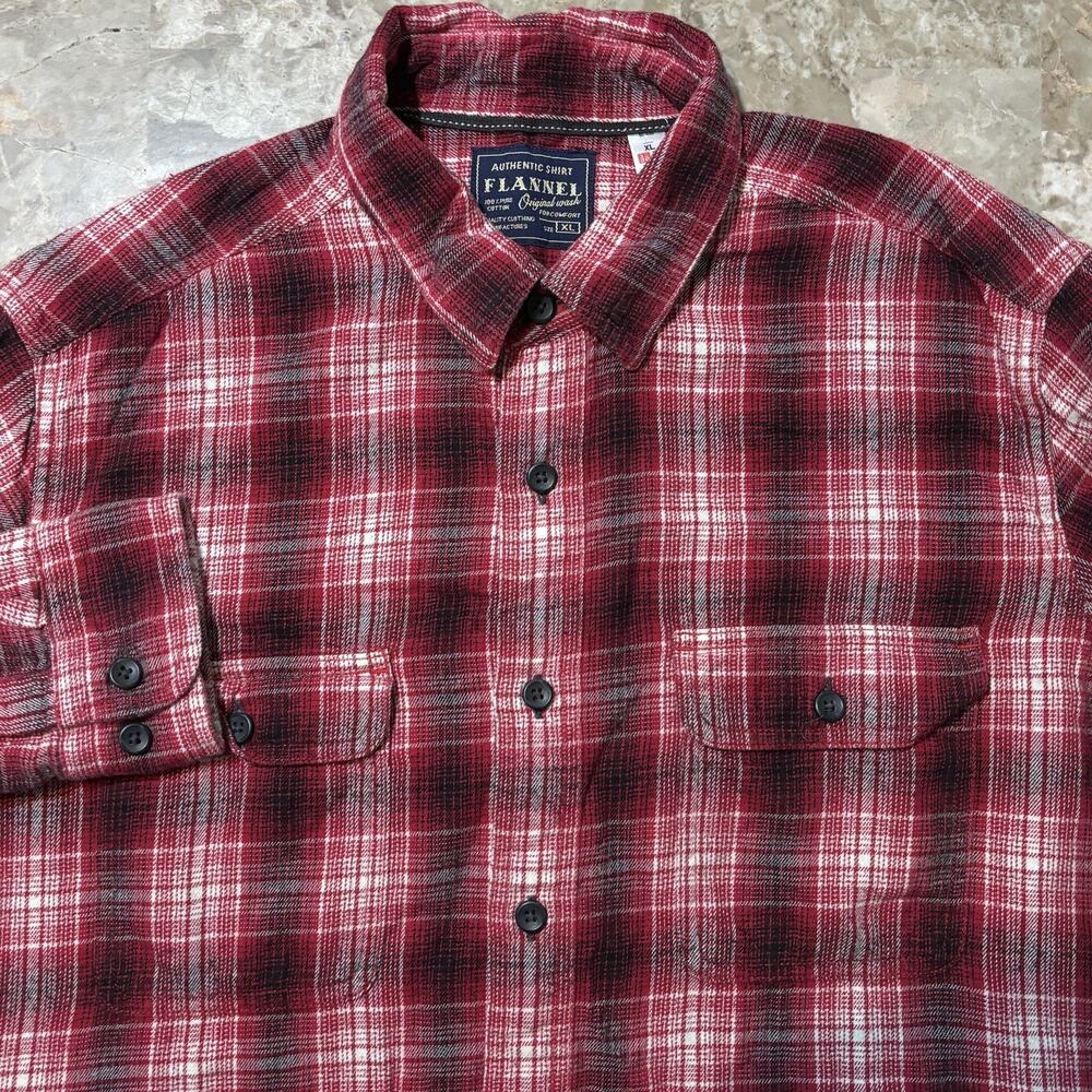 Uniqlo Shirt Mens XL Red Flannel Plaid Long Sleeve Button Casual Cotton